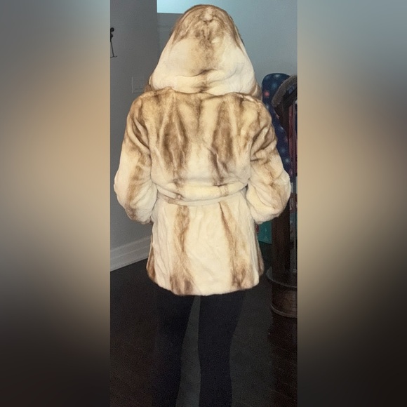 Mink fur jacket - Picture 12 of 12